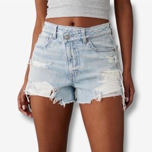 American Eagle High Rise Strigid Distressed Denim Mom Short Faded Light Size 2